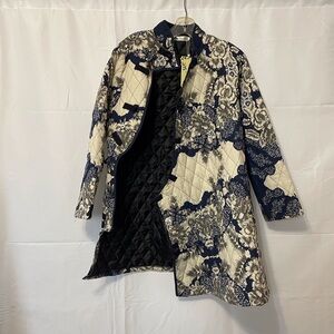 QianBaiyi Quilted Jacket Blue and Cream Women’s Extra Extra Large